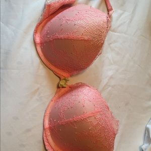 VS 32D Bra